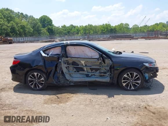 2016 Honda Accord EX-L with VIN 1HGCT1B83GA008628, listed as a IAAI auction lot 42580539 with 101,685 mi miles and . Bid and sale history available at DreamBid. Image 14.