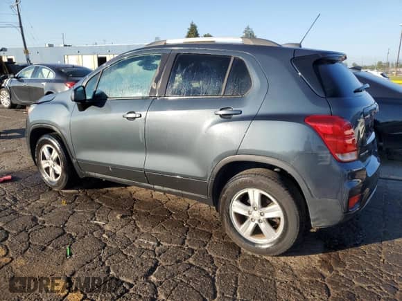 2021 Chevrolet Trax LT with VIN KL7CJPSMXMB362007, listed as a Copart auction lot 70659625 with 93,300 mi miles and Non repairable. Bid and sale history available at DreamBid. Image 2.