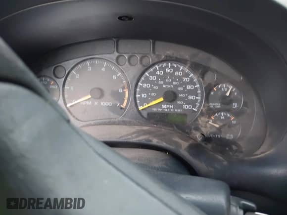 1998 Chevrolet S-10 LS z VIN 1GCCS1942W8104616, wystawiony jako IAAI lot #43028513 z przebiegiem Nie podano mil oraz . Historia ofert i sprzedaży dostępna na DreamBid. Obrazek 7.