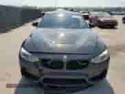 2017 BMW M3 z VIN WBS8M9C33H5G85560, wystawiony jako Copart lot #62140155 z przebiegiem 65 652 mil mil oraz Szkoda całkowita • Salvage title. Historia ofert i sprzedaży dostępna na DreamBid. Obrazek 5.