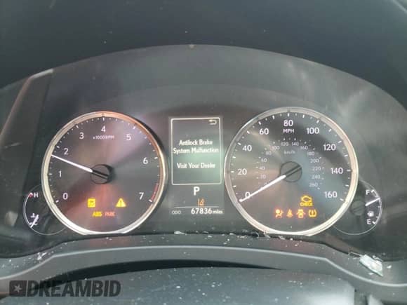 2017 Lexus IS 300 с VIN JTHCM1D23H5018315, выставлен на аукционе Copart как лот 76665123 с пробегом 67 836 миль миль и На запчасти • Non repairable. История ставок и продаж доступна на DreamBid. Изображение 9.