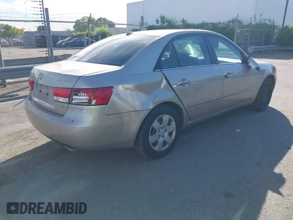 2008 Hyundai Sonata GLS с VIN 5NPET46F98H358714, выставлен на аукционе IAAI как лот 42319999 с пробегом 196 954 миль миль и . История ставок и продаж доступна на DreamBid. Изображение 4.