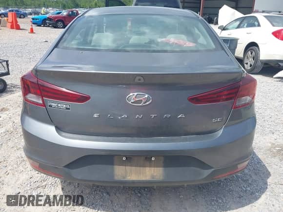 2019 Hyundai Elantra SE with VIN 5NPD74LFXKH450300, listed as a IAAI auction lot 42402724 with 135,536 mi miles and . Bid and sale history available at DreamBid. Image 16.