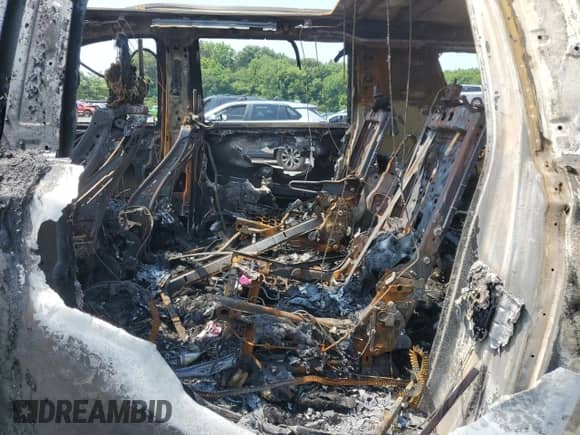 2021 Chevrolet Suburban RST с VIN 1GNSKEKD4MR490337, выставлен на аукционе Copart как лот 63083624 с пробегом Не указан миль и Списание • Salvage title. История ставок и продаж доступна на DreamBid. Изображение 11.