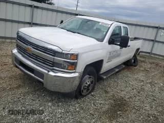 2015 Chevrolet Silverado 2500HD Work Truck с VIN 1GC2KUEG9FZ517141, выставлен на аукционе Copart как лот 68659855 с пробегом 210 529 миль миль и Списание • Salvage title. История ставок и продаж доступна на DreamBid. Изображение 1.