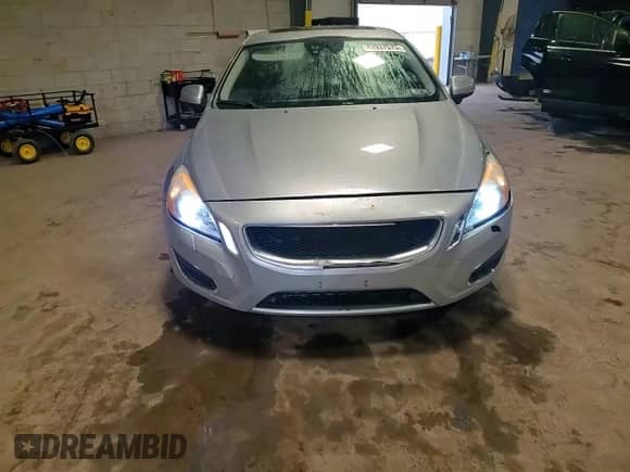 2012 Volvo S60 T6 с VIN YV1902FH9C2056019, выставлен на аукционе Copart как лот 83937575 с пробегом 98 476 миль миль и Списание • Salvage title. История ставок и продаж доступна на DreamBid. Изображение 13.