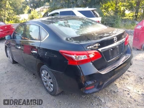 2019 Nissan Sentra S z VIN 3N1AB7AP4KY370902, wystawiony jako IAAI lot #42790974 z przebiegiem 100 917 mil mil oraz . Historia ofert i sprzedaży dostępna na DreamBid. Obrazek 3.