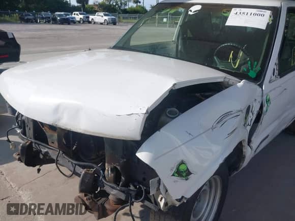 2003 Chevrolet Blazer Xtreme with VIN 1GNCS18X63K137572, listed as a IAAI auction lot 43511000 with 130,937 mi miles and . Bid and sale history available at DreamBid. Image 15.