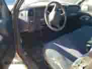 1998 GMC Sierra 1500 z VIN 1GTEC14W2WZ549558, wystawiony jako Copart lot #76294734 z przebiegiem 183 039 mil mil oraz Szkoda całkowita • Salvage title. Historia ofert i sprzedaży dostępna na DreamBid. Obrazek 8.
