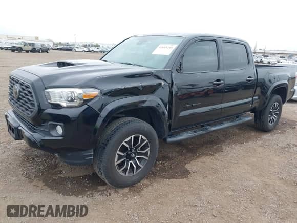 2020 Toyota Tacoma SR5 z VIN 3TMBZ5DN8LM023920, wystawiony jako IAAI lot #42015118 z przebiegiem 46 137 mil mil oraz . Historia ofert i sprzedaży dostępna na DreamBid. Obrazek 18.
