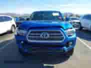 2017 Toyota Tacoma SR5 with VIN 5TFCZ5AN6HX089859, listed as a IAAI auction lot 43238076 with 99,273 mi miles and . Bid and sale history available at DreamBid. Image 6.