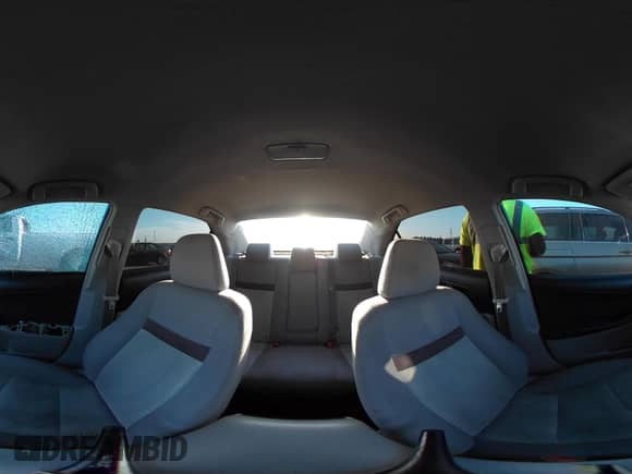 2012 Toyota Camry SE z VIN 4T1BF1FK3CU072390, wystawiony jako IAAI lot #43110030 z przebiegiem 225 523 mil mil oraz . Historia ofert i sprzedaży dostępna na DreamBid. Obrazek 18.