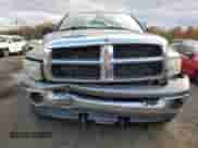 2005 Dodge 2500 SLT z VIN 3D7KS28C45G826114, wystawiony jako Copart lot #87278525 z przebiegiem 285 523 mil mil oraz Szkoda całkowita • Salvage title. Historia ofert i sprzedaży dostępna na DreamBid. Obrazek 5.