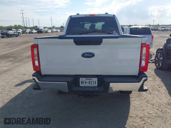 2025 Ford F-250 XL с VIN 1FT7W2BT9SEC52691, выставлен на аукционе IAAI как лот 43405383 с пробегом 28 811 миль миль и . История ставок и продаж доступна на DreamBid. Изображение 16.
