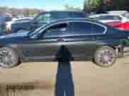 2019 BMW 5 Series 530e xDrive z VIN WBAJB1C58KB375764, wystawiony jako IAAI lot #40611361 z przebiegiem 45 895 mil mil oraz . Historia ofert i sprzedaży dostępna na DreamBid. Obrazek 14.