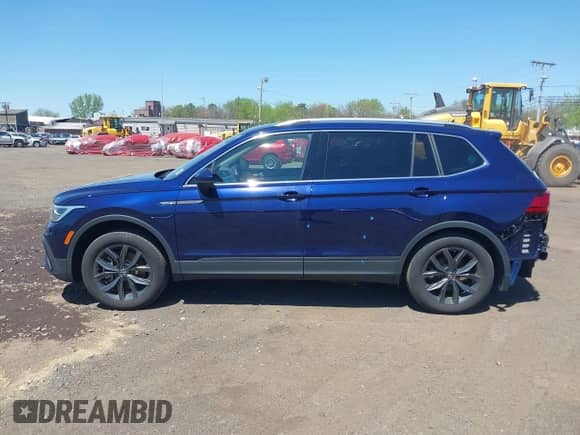 2023 Volkswagen Tiguan SE с VIN 3VV3B7AX4PM117343, выставлен на аукционе IAAI как лот 42130196 с пробегом 15 758 миль миль и . История ставок и продаж доступна на DreamBid. Изображение 14.