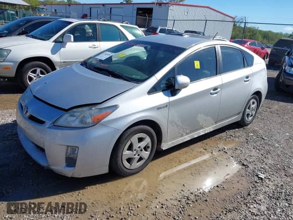 2011 Toyota Prius I z VIN JTDKN3DU8B0288734, wystawiony jako IAAI lot #43383050 z przebiegiem 257 623 mil mil oraz . Historia ofert i sprzedaży dostępna na DreamBid. Obrazek 2.