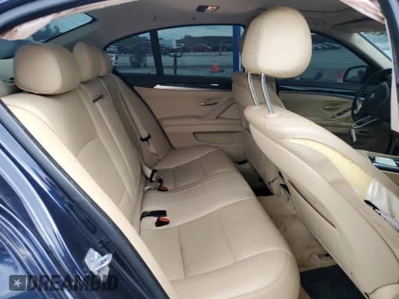 2015 BMW 5 Series 528i xDrive with VIN WBA5A7C54FD627219, listed as a Copart auction lot 84784345 with 112,003 mi miles and Clean title. Bid and sale history available at DreamBid. Image 10.