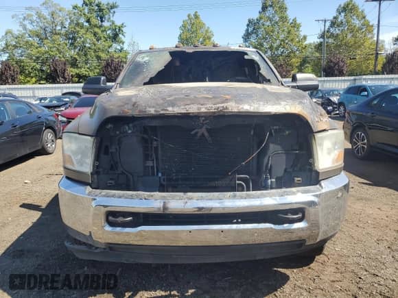 2010 Dodge 2500 SLT z VIN 3D7TT2HT4AG123298, wystawiony jako Copart lot #71860055 z przebiegiem Nie podano mil oraz Szkoda całkowita • Salvage title. Historia ofert i sprzedaży dostępna na DreamBid. Obrazek 5.