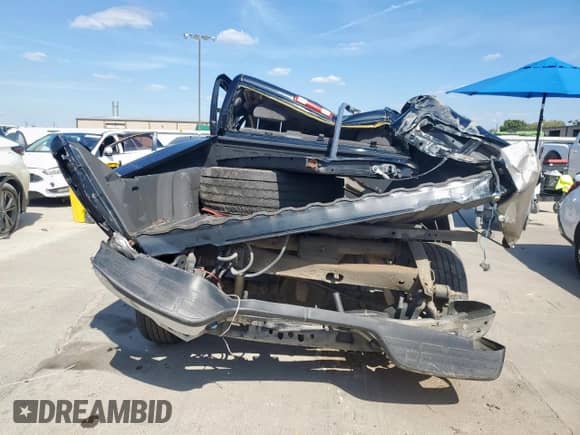 2007 Chevrolet Silverado 1500 LT1 с VIN 1GCEC19Z47Z149733, выставлен на аукционе Copart как лот 84466925 с пробегом Не указан миль и На запчасти • Non repairable. История ставок и продаж доступна на DreamBid. Изображение 6.