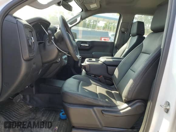 2024 Chevrolet Silverado 1500 Work Truck с VIN 1GCRAAED1RZ168311, выставлен на аукционе Copart как лот 68697334 с пробегом 24 939 миль миль и Списание • Salvage title. История ставок и продаж доступна на DreamBid. Изображение 7.