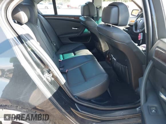 2009 BMW 5 Series 535i xDrive z VIN WBANV93559C132974, wystawiony jako IAAI lot #43411138 z przebiegiem 178 419 mil mil oraz . Historia ofert i sprzedaży dostępna na DreamBid. Obrazek 8.