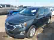 2019 Chevrolet Equinox LT z VIN 2GNAXJEV3K6242809, wystawiony jako IAAI lot #42982788 z przebiegiem 116 919 mil mil oraz . Historia ofert i sprzedaży dostępna na DreamBid. Obrazek 17.