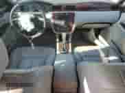 2010 Chevrolet Impala LTZ z VIN 2G1WC5EM4A1171021, wystawiony jako Copart lot #72095285 z przebiegiem 104 529 mil mil oraz Szkoda całkowita • Salvage title. Historia ofert i sprzedaży dostępna na DreamBid. Obrazek 8.