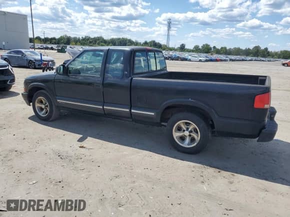2001 Chevrolet S-10 LS с VIN 1GCCS19W418168974, выставлен на аукционе Copart как лот 70892825 с пробегом 220 018 миль миль и Чистый • Clean title. История ставок и продаж доступна на DreamBid. Изображение 2.