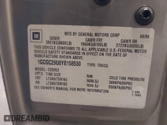 2000 Chevrolet Silverado 2500 LS with VIN 1GCGC29U8YE158530, listed as a IAAI auction lot 41507909 with 291,727 mi miles and . Bid and sale history available at DreamBid. Image 9.