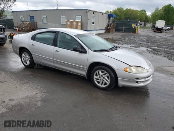 2000 Dodge Intrepid z VIN 2B3HD46R3YH370839, wystawiony jako Copart lot #56537265 z przebiegiem 127 102 mil mil oraz Szkoda całkowita • Salvage title. Historia ofert i sprzedaży dostępna na DreamBid. Obrazek 4.