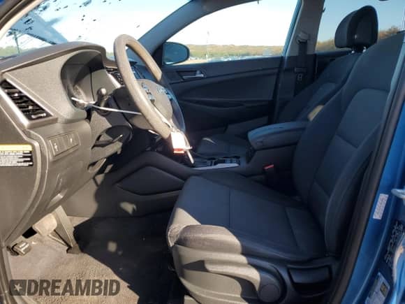 2018 Hyundai Tucson SE с VIN KM8J2CA44JU816068, выставлен на аукционе Copart как лот 82403515 с пробегом 74 945 миль миль и Списание • Salvage title. История ставок и продаж доступна на DreamBid. Изображение 7.