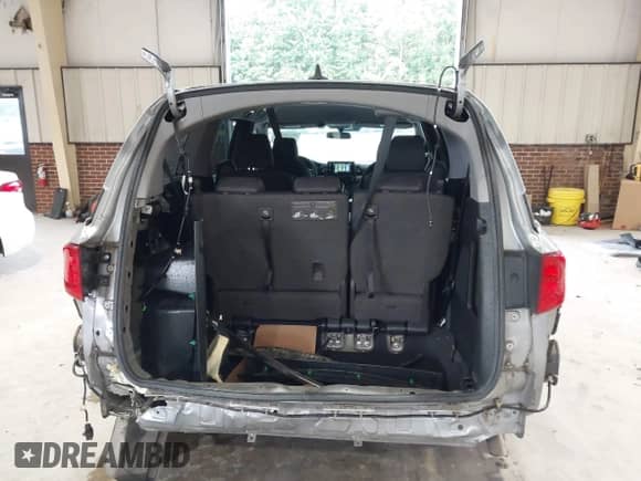 2020 Honda Odyssey EX с VIN 5FNRL6H52LB065892, выставлен на аукционе IAAI как лот 42932103 с пробегом 91 681 миль миль и . История ставок и продаж доступна на DreamBid. Изображение 17.