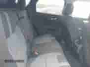 2025 Chevrolet Blazer LT z VIN 3GNKBCR49SS195786, wystawiony jako IAAI lot #42902656 z przebiegiem 2 929 mil mil oraz . Historia ofert i sprzedaży dostępna na DreamBid. Obrazek 8.