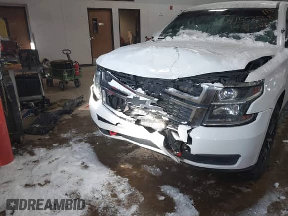 2015 Chevrolet Tahoe Commercial z VIN 1GNSK2EC8FR722684, wystawiony jako IAAI lot #41553558 z przebiegiem 119 434 mil mil oraz . Historia ofert i sprzedaży dostępna na DreamBid. Obrazek 6.