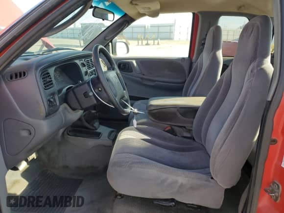 2000 Dodge Dakota with VIN 1B7FL22P5YS634914, listed as a Copart auction lot 47808415 with 194,175 mi miles and Salvage title. Bid and sale history available at DreamBid. Image 7.