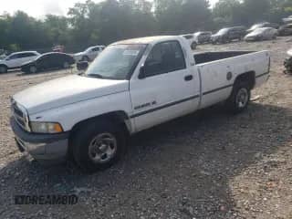 1995 Dodge 1500 with VIN 1B7HC16Y5SS207746, listed as a Copart auction lot 62829205 with 151,782 mi miles and Clean title. Bid and sale history available at DreamBid. Image 1.