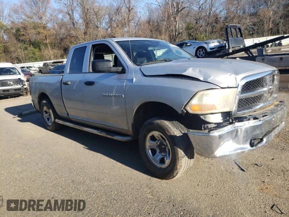 2012 Ram 1500 Tradesman z VIN 1C6RD6FP3CS111886, wystawiony jako Copart lot #43252055 z przebiegiem 140 853 mil mil oraz Szkoda całkowita • Salvage title. Historia ofert i sprzedaży dostępna na DreamBid. Obrazek 4.