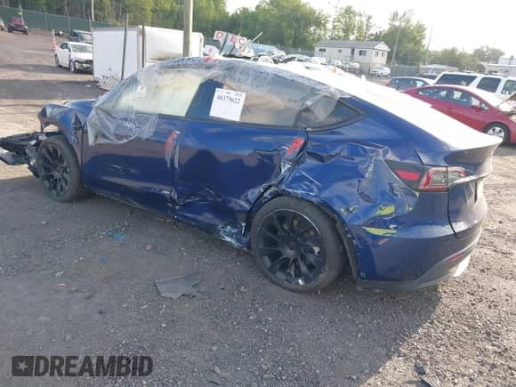 2023 Tesla Model Y Long Range с VIN 7SAYGAEE9PF846733, выставлен на аукционе IAAI как лот 40379622 с пробегом 19 341 миль миль и . История ставок и продаж доступна на DreamBid. Изображение 3.