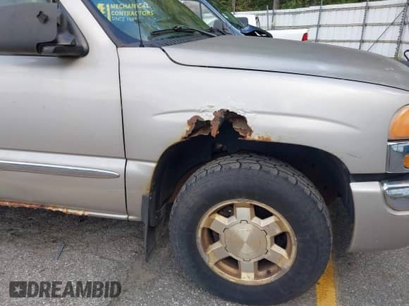 2004 GMC Sierra 1500 SLT с VIN 1GTEK19TX4E327629, выставлен на аукционе IAAI как лот 43159589 с пробегом 281 442 миль миль и . История ставок и продаж доступна на DreamBid. Изображение 12.