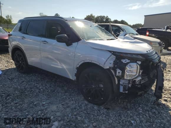 2024 Mitsubishi Outlander SEL с VIN JA4J4WA81RZ072036, выставлен на аукционе Copart как лот 70054595 с пробегом 19 922 миль миль и Списание • Salvage title. История ставок и продаж доступна на DreamBid. Изображение 4.