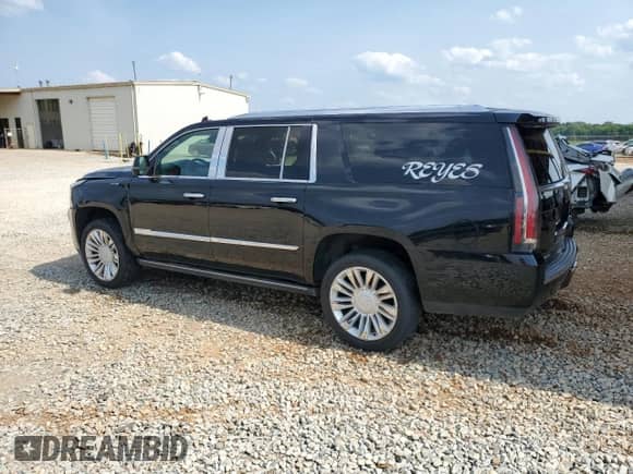2016 Cadillac Escalade ESV Platinum z VIN 1GYS4KKJXGR476500, wystawiony jako Copart lot #59027615 z przebiegiem 178 012 mil mil oraz Szkoda całkowita • Salvage title. Historia ofert i sprzedaży dostępna na DreamBid. Obrazek 2.