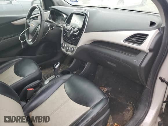 2016 Chevrolet Spark LT z VIN KL8CF6SA2GC582561, wystawiony jako Copart lot #52200775 z przebiegiem 79 887 mil mil oraz Szkoda całkowita • Salvage title. Historia ofert i sprzedaży dostępna na DreamBid. Obrazek 8.