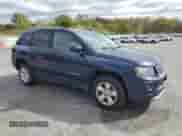 2016 Jeep Compass Latitude с VIN 1C4NJCEA8GD744678, выставлен на аукционе Copart как лот 86157795 с пробегом 117 980 миль миль и Списание • Salvage title. История ставок и продаж доступна на DreamBid. Изображение 4.
