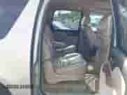 2007 Chevrolet Suburban LTZ z VIN 3GNFC16027G165110, wystawiony jako IAAI lot #42120542 z przebiegiem 270 223 mil mil oraz . Historia ofert i sprzedaży dostępna na DreamBid. Obrazek 8.