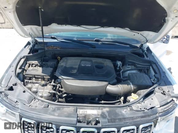 2017 Jeep Grand Cherokee Altitude with VIN 1C4RJEAG2HC618718, listed as a IAAI auction lot 42232984 with 176,458 mi miles and . Bid and sale history available at DreamBid. Image 10.