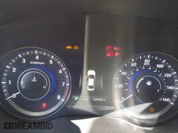 2014 Hyundai Azera Limited z VIN KMHFH4JG2EA333397, wystawiony jako IAAI lot #42610633 z przebiegiem 128 952 mil mil oraz . Historia ofert i sprzedaży dostępna na DreamBid. Obrazek 7.