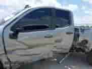 2025 Chevrolet Silverado 1500 z VIN 1GCRKBEK0SZ264681, wystawiony jako IAAI lot #42570981 z przebiegiem 4 783 mil mil oraz . Historia ofert i sprzedaży dostępna na DreamBid. Obrazek 14.