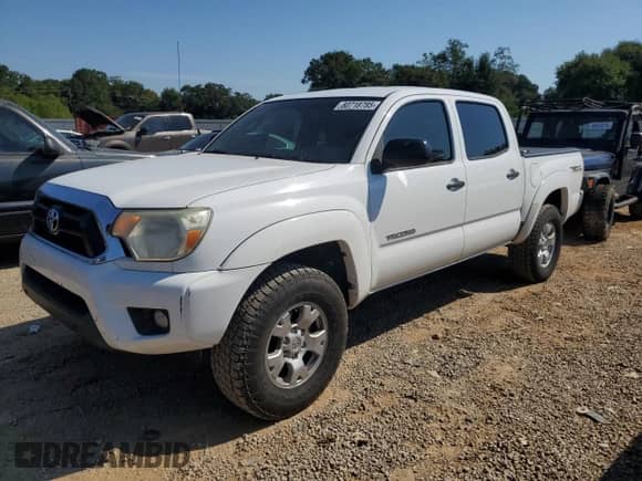 2013 Toyota Tacoma z VIN 5TFLU4EN0DX062427, wystawiony jako Copart lot #80718785 z przebiegiem 186 742 mil mil oraz Szkoda całkowita • Salvage title. Historia ofert i sprzedaży dostępna na DreamBid. Obrazek 1.