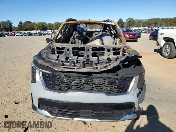 2024 Kia Sorento SX z VIN 5XYRK4JF7RG268465, wystawiony jako Copart lot #82049424 z przebiegiem Nie podano mil oraz Szkoda całkowita • Salvage title. Historia ofert i sprzedaży dostępna na DreamBid. Obrazek 5.